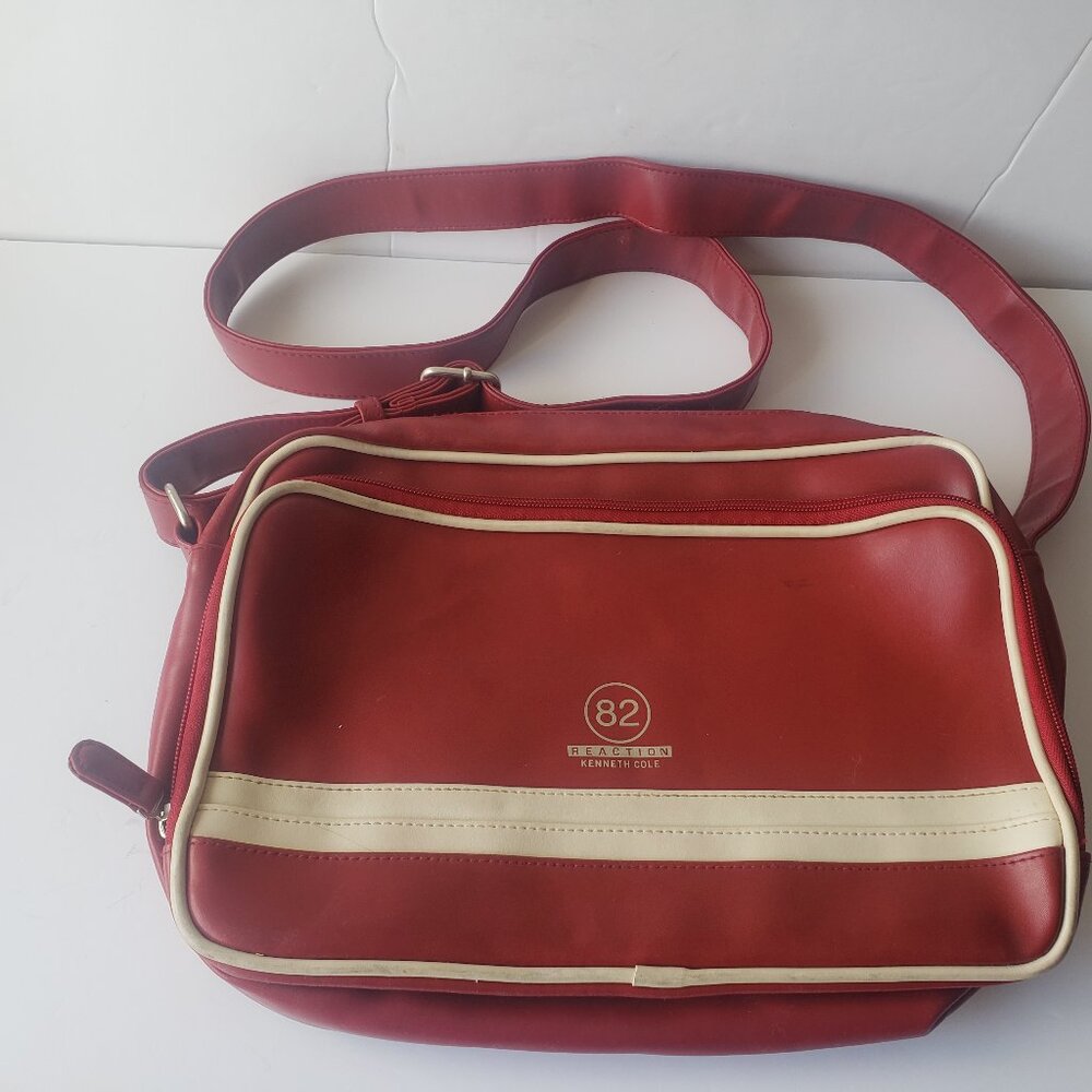 82 "Reaction Kenneth Cole" men's red messenger bag vintage style
